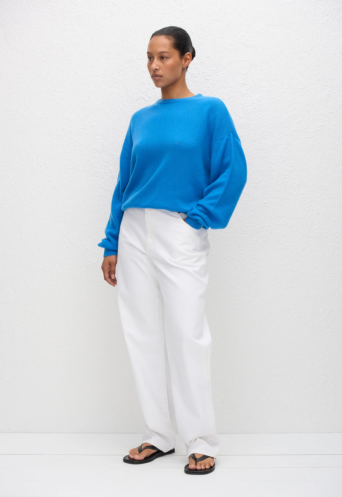 Cashmere Crew Sweater - Cornflower - Image 2