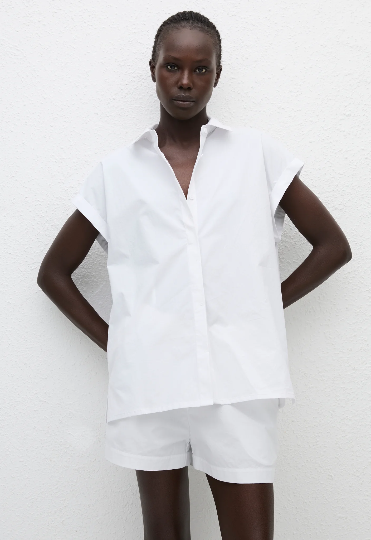 Relaxed Sleeveless Shirt - White - Image 2