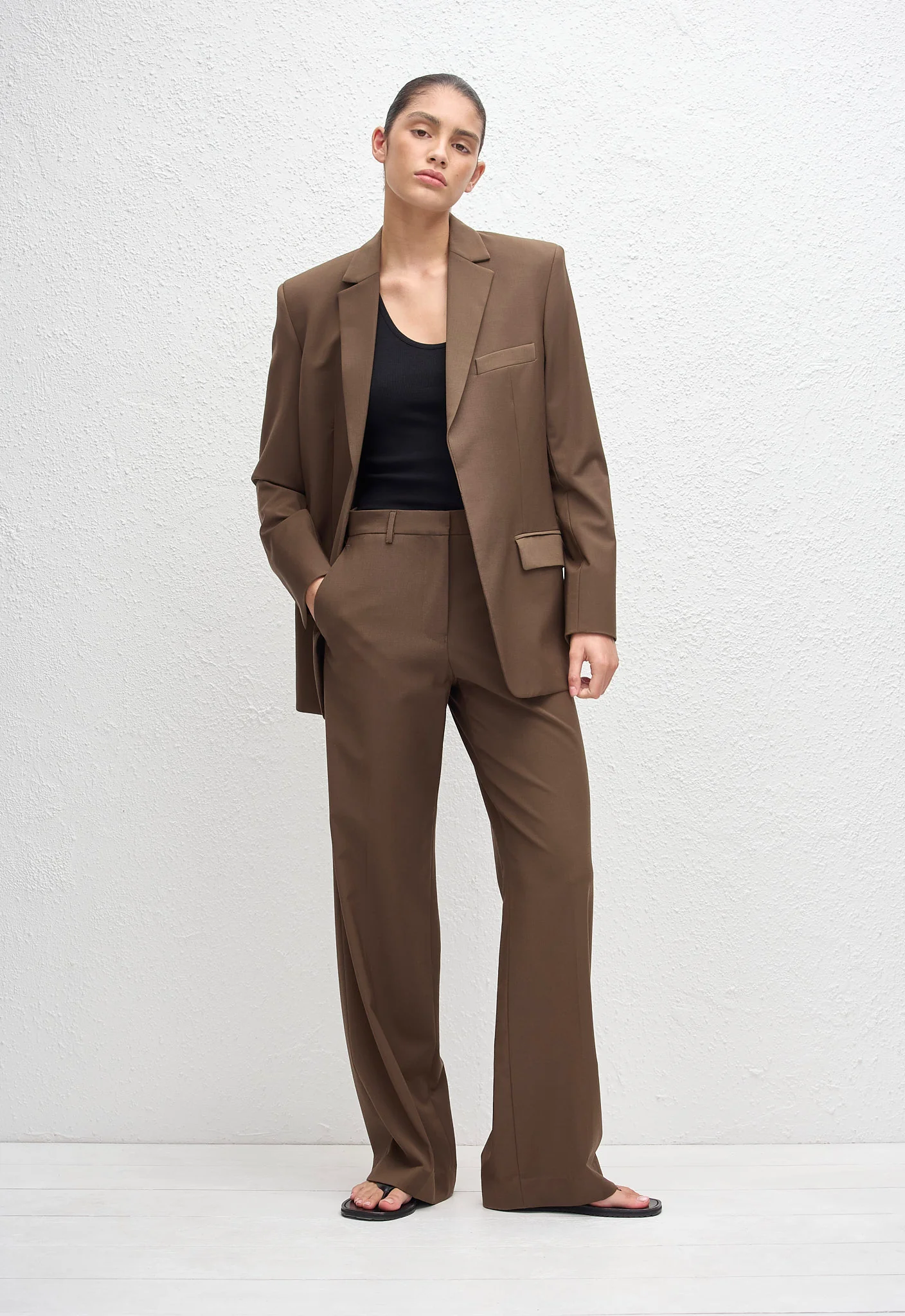Relaxed Tailored Blazer - Coffee
